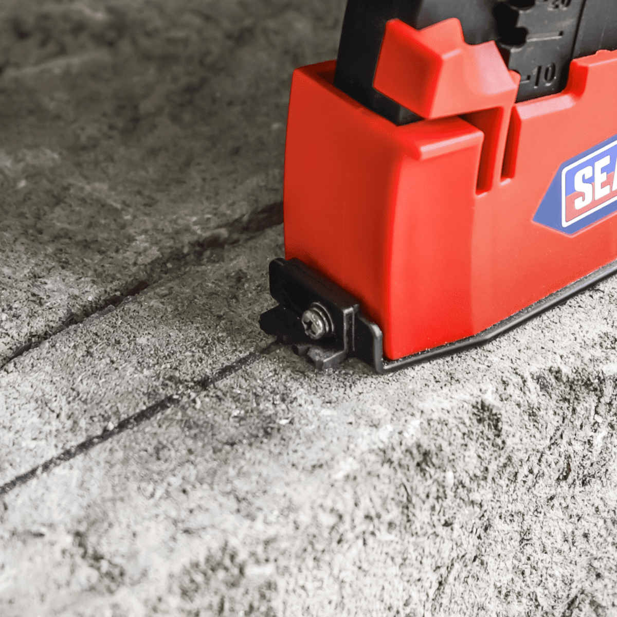 Adjustable Angle Grinder Cutting Shroud - Image 15