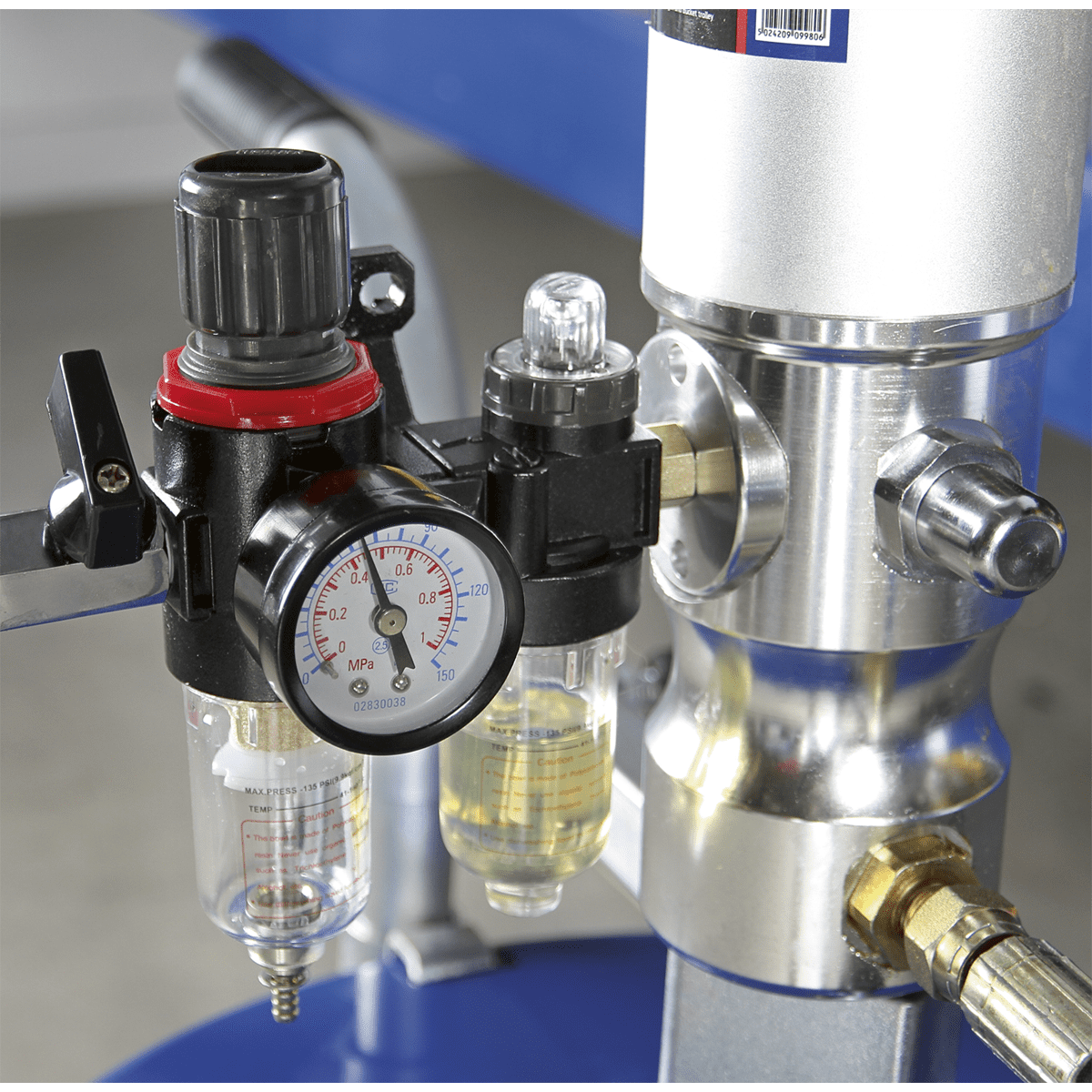 Air Operated Grease Pump 50kg - Image 4