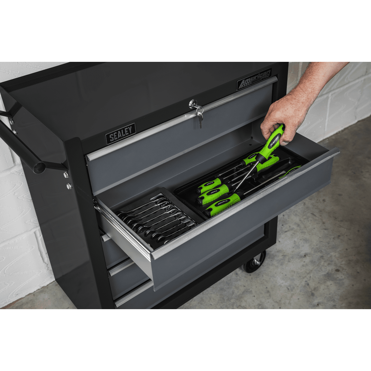 American PRO® Rollcab 5 Drawer - Black/Grey - Image 5