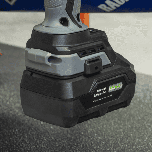 Premier SV20 Series Brushless Cordless Impact Wrench Kit 20V 4Ah - 2 Batteries