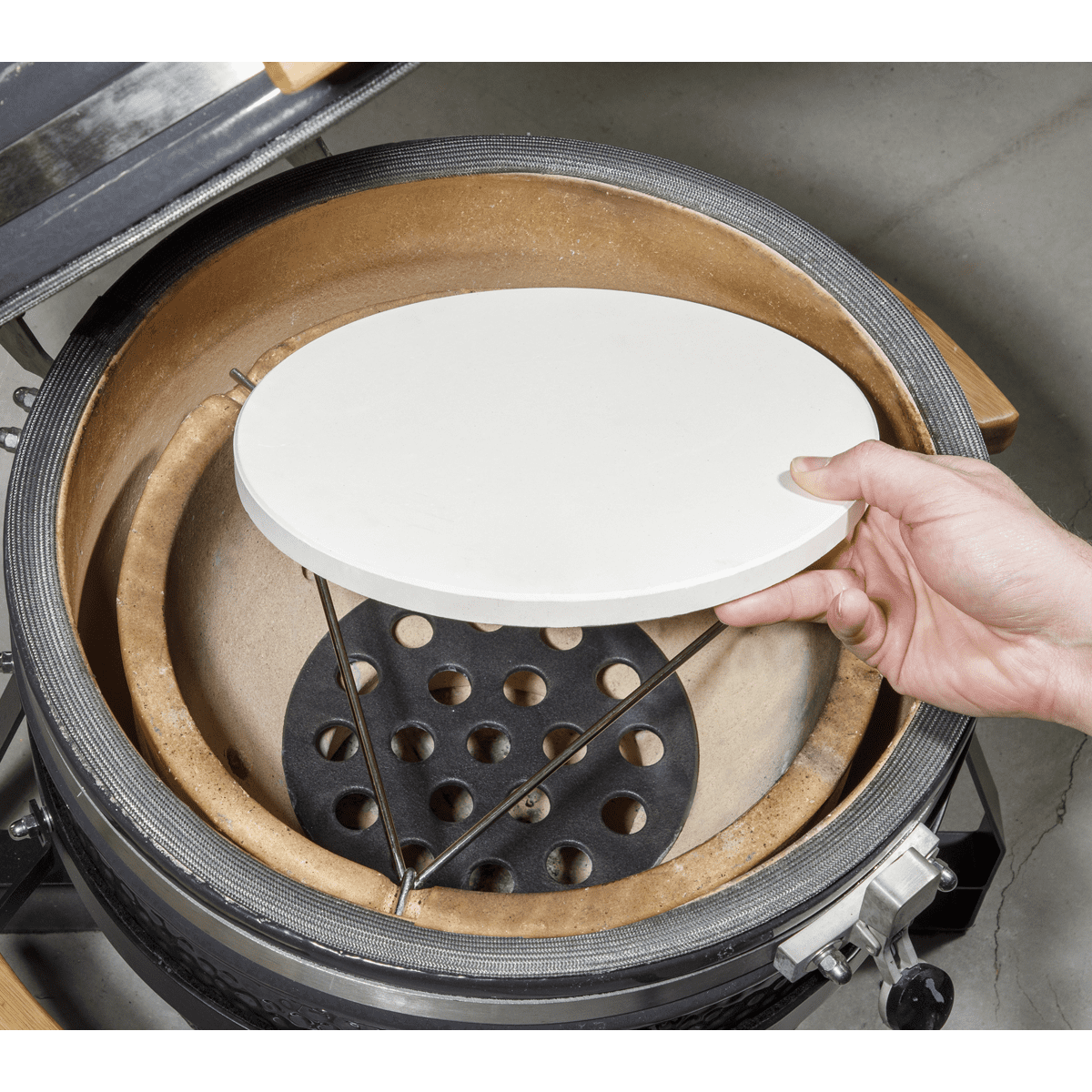 Dellonda Heat Deflector Support for Kamado BBQs - Image 2