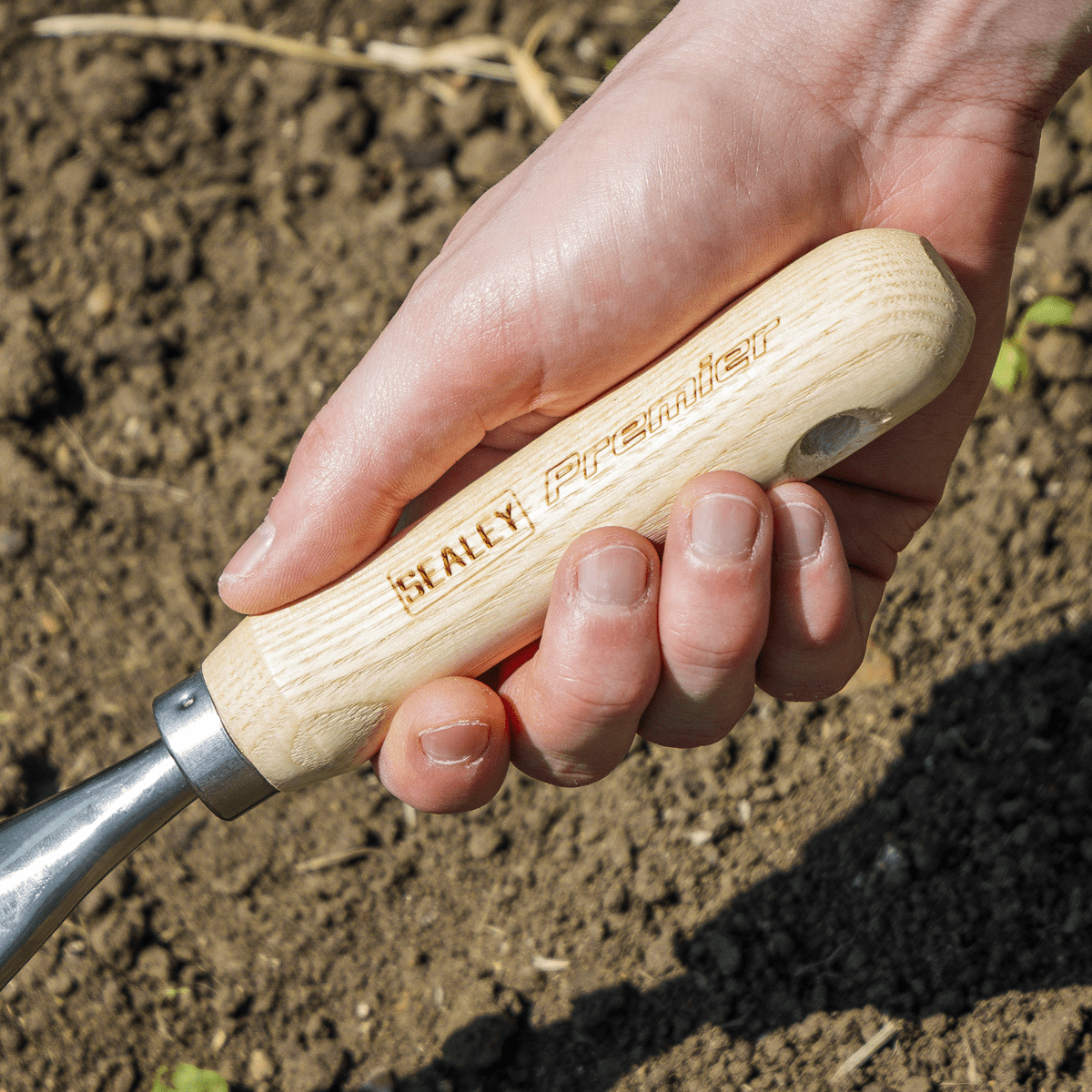 Premier Leaf Hand Rake with Ash Handle & Stainless Steel Tines - Image 2