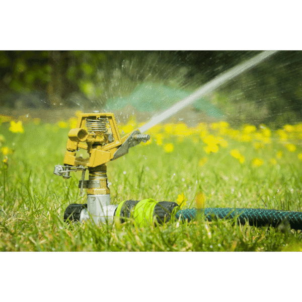 Pulsating Water Sprinkler on Metal Spike
