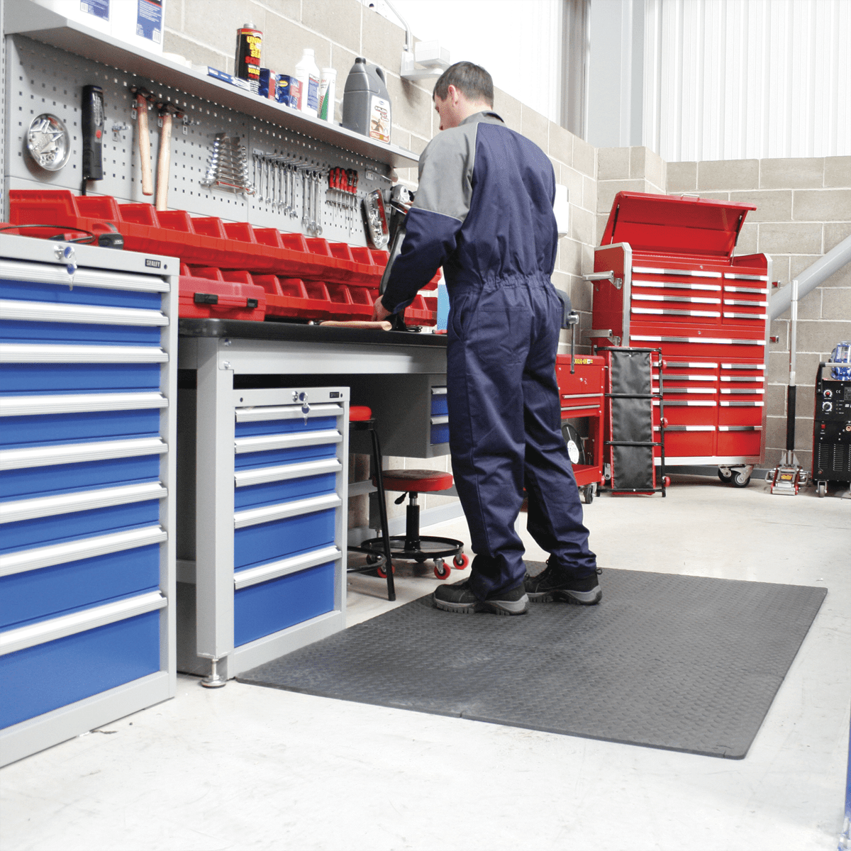 Interlocking EVA Foam Workshop Mat Set 1200 x 1800mm - Image 2