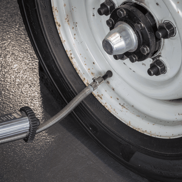 Clip-On Connector for Tyre Inflators