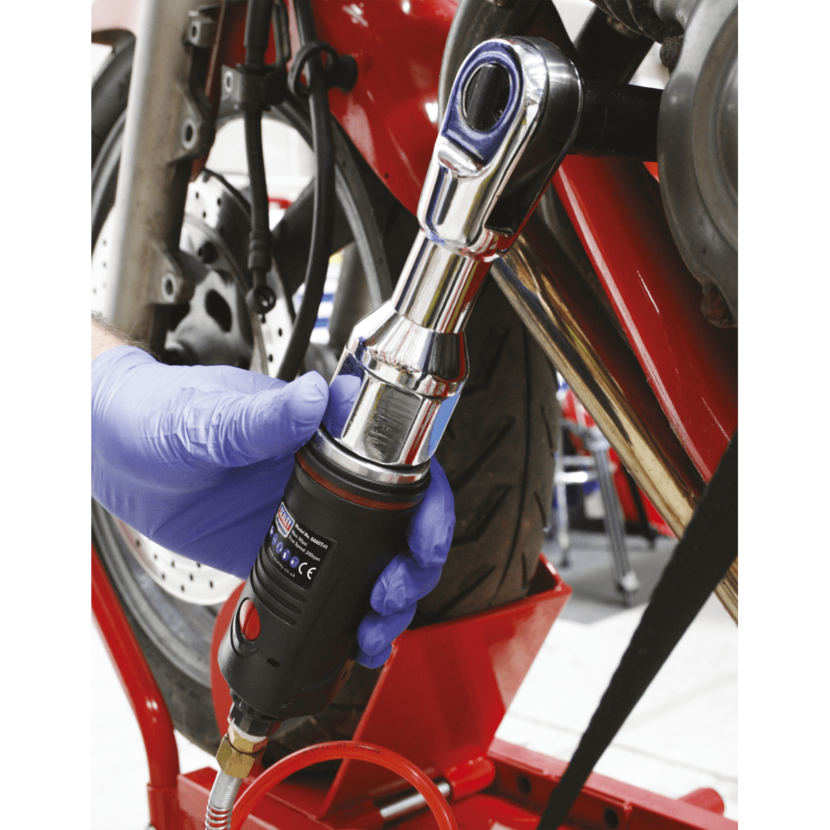 Premier Air Ratchet Wrench 3/8"Sq Drive - Image 3