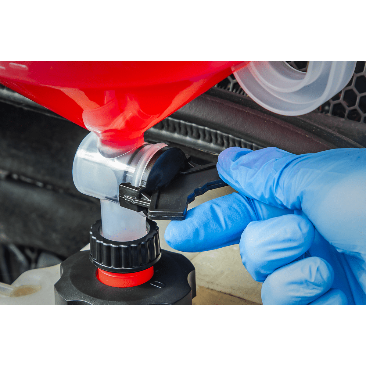 Non-Spill Automotive Coolant Filling Set 15pc - Image 4