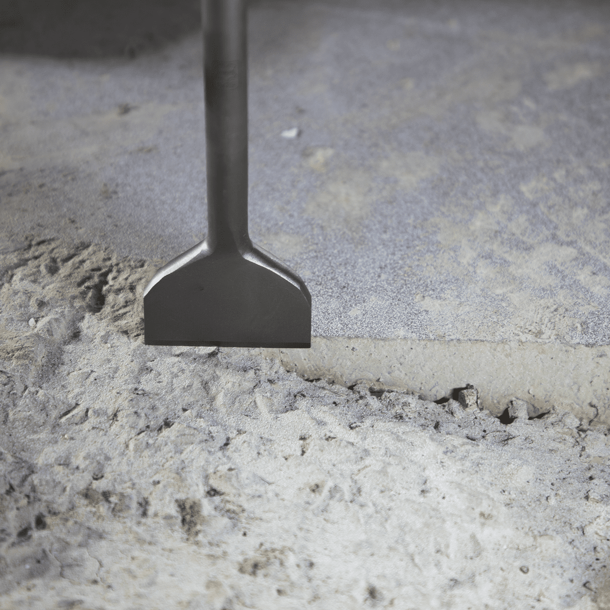 Worksafe® SDS MAX Wide Chisel 75 x 400mm - Image 3