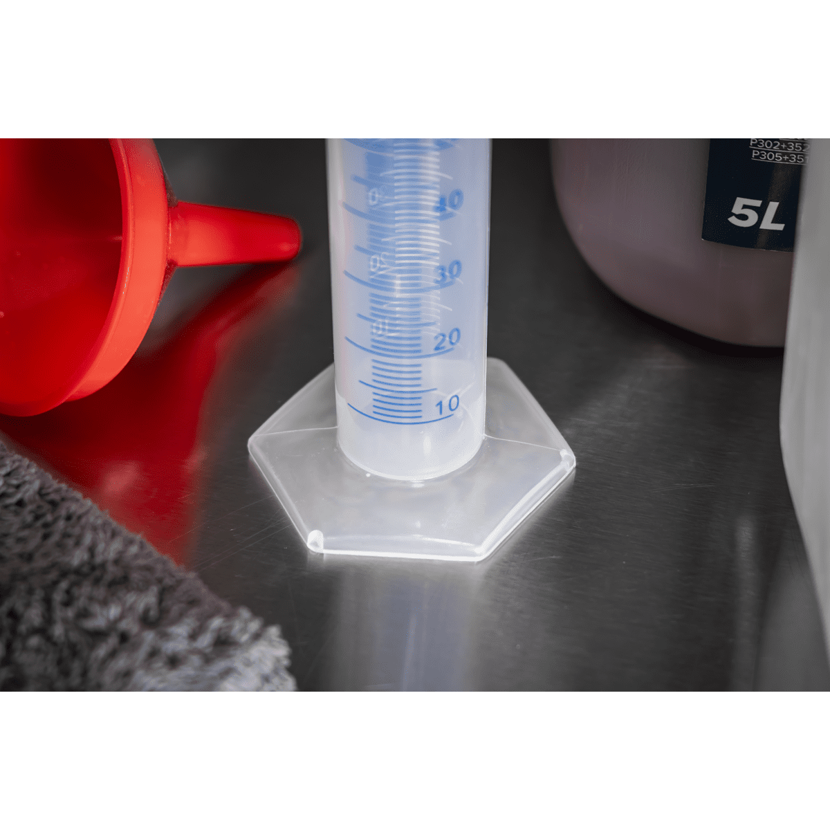 Graduated Measuring Cylinder Set 5pc - Image 8