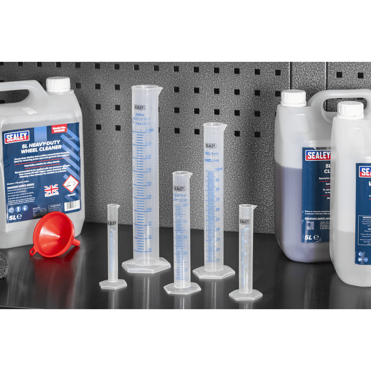 Graduated Measuring Cylinder Set 5pc - Image 9