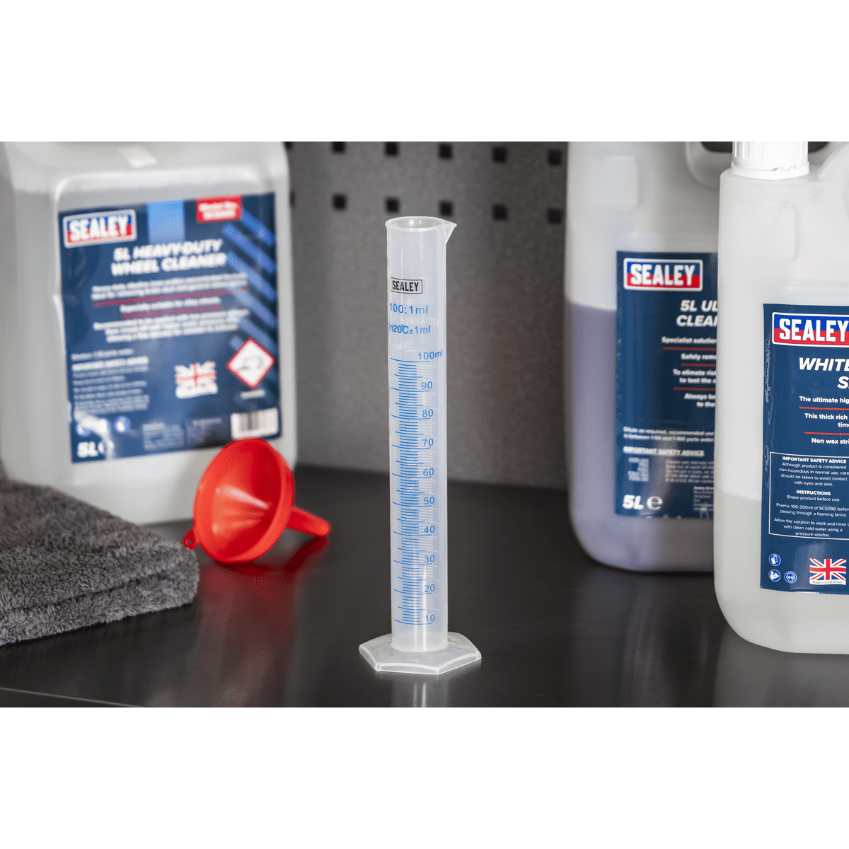 Graduated Measuring Cylinder Set 5pc - Image 5