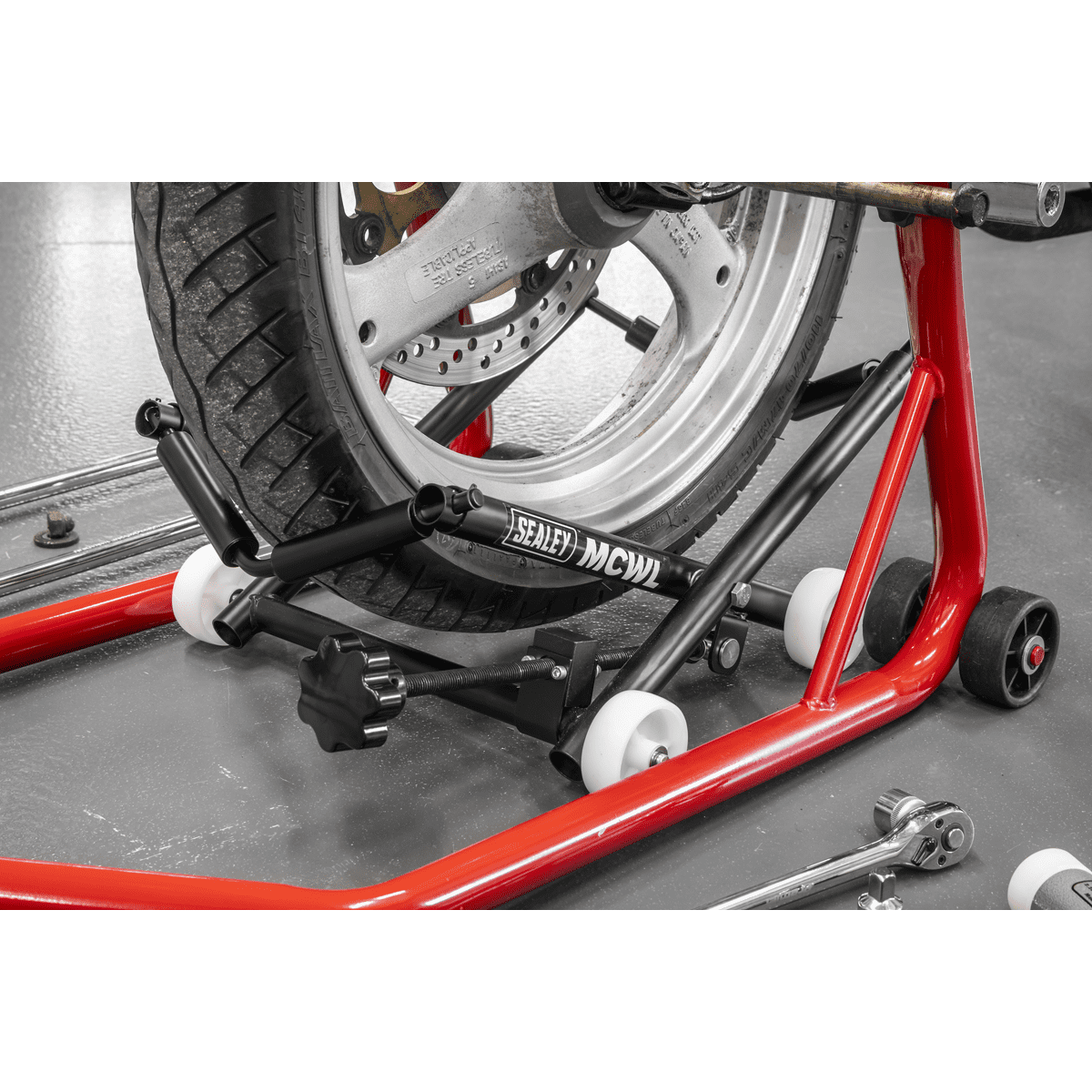 Motorcycle Wheel Adjustable Support with Rollers - Image 2
