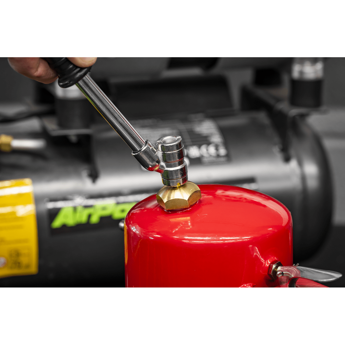 Non-Aerosol Spot Sprayer - Red - Image 4