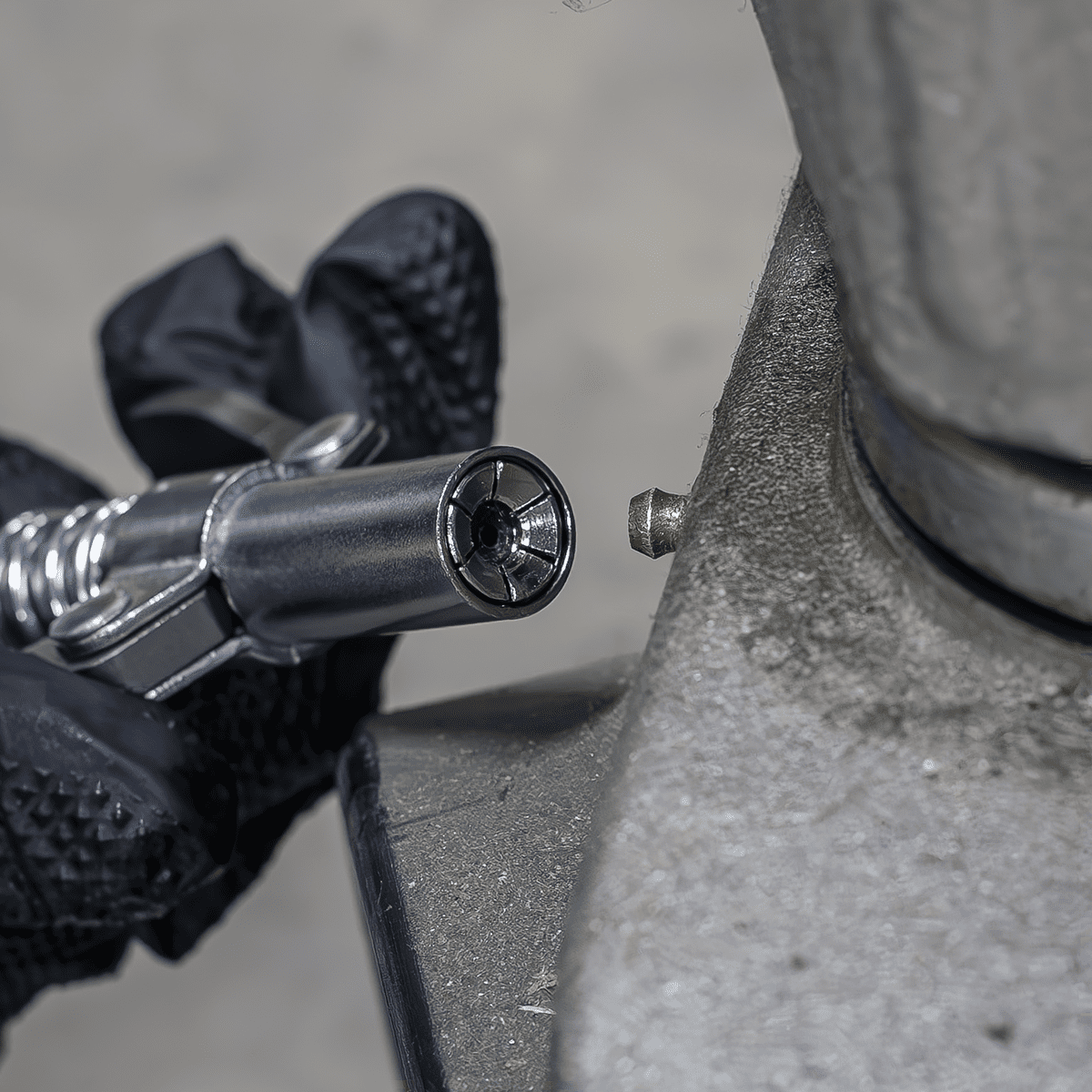 Double Handle Grease Gun Coupler - Image 7