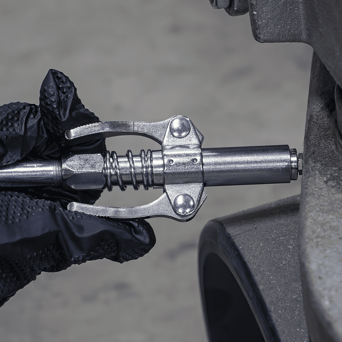 Double Handle Grease Gun Coupler - Image 6