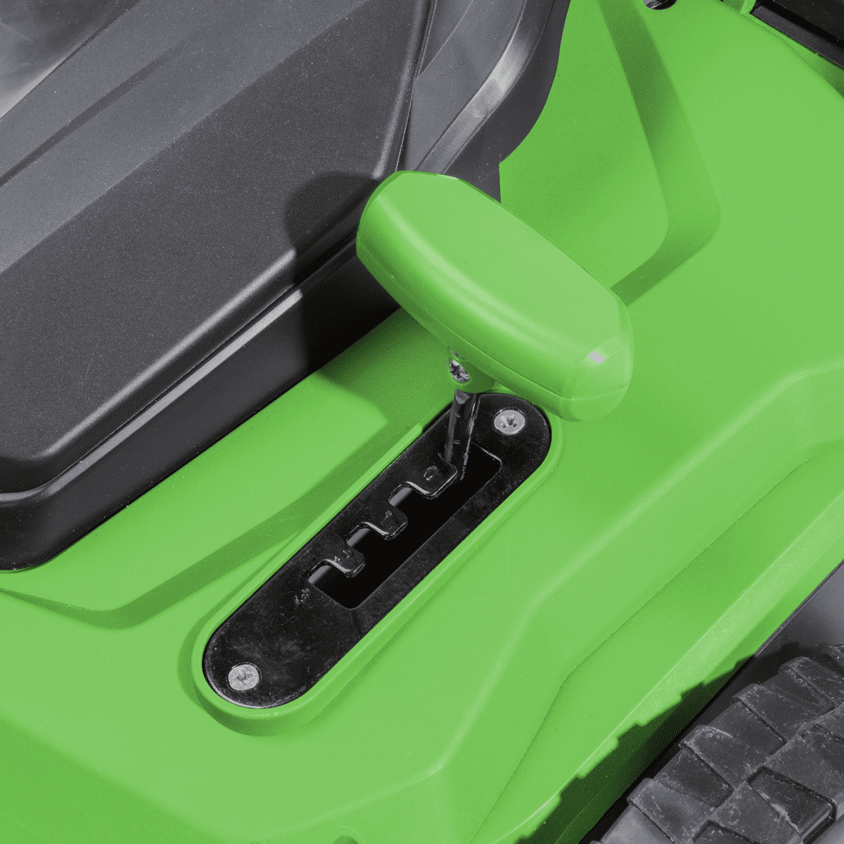 Dellonda 2-in-1 Electric Scarifier & Rake 1500W/230V - Image 12