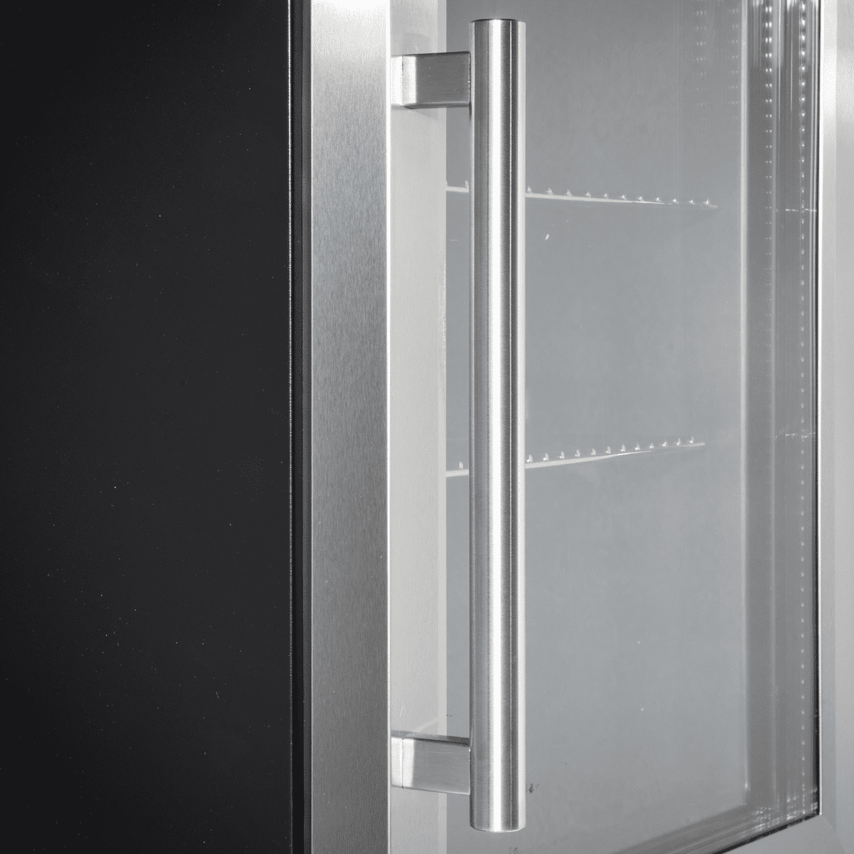 Baridi Undercounter Drinks, Beer & Wine Fridge with Wire Shelves, Internal Light & Security Lock 85L - Stainless Steel - Image 12