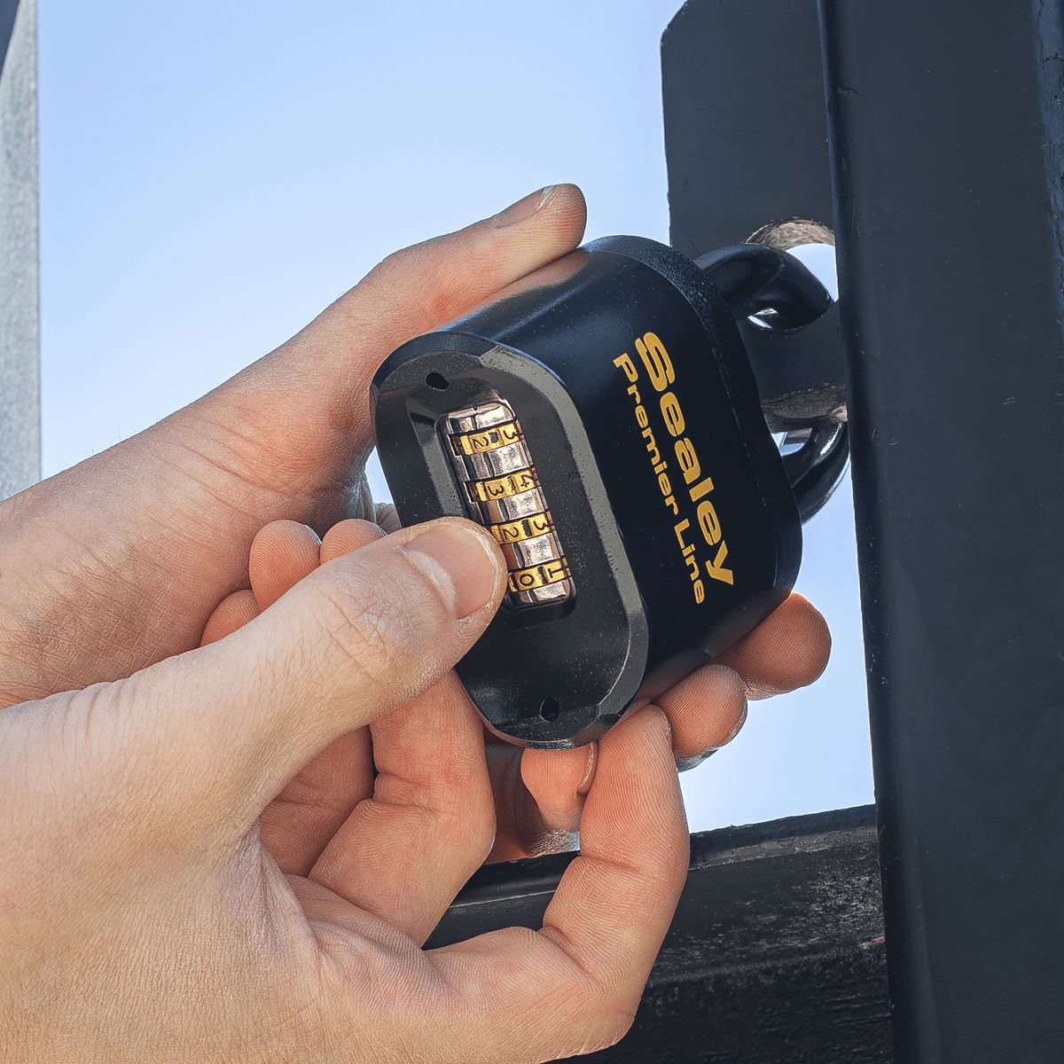 Premier™ Steel Body Combination Padlock 62mm - Image 6