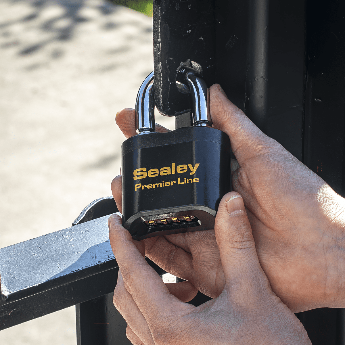 Premier™ Steel Body Combination Padlock 62mm - Image 5