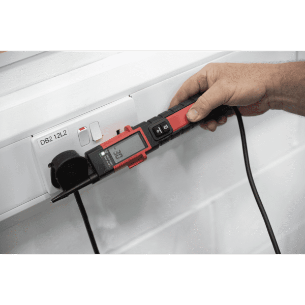 High Voltage CAT IV Tester for Hybrid/Electric Vehicles 1000V