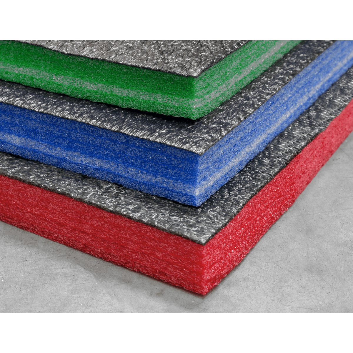 Easy Peel Shadow Foam® 1200 x 550 x 30mm - Green/Black - Image 12